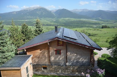 Chalet Rouge Sorbier, Hôtel à Font-Romeu-Odeillo-Via