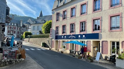 Auberge Des Trois Rivieres, Hôtel à Condat