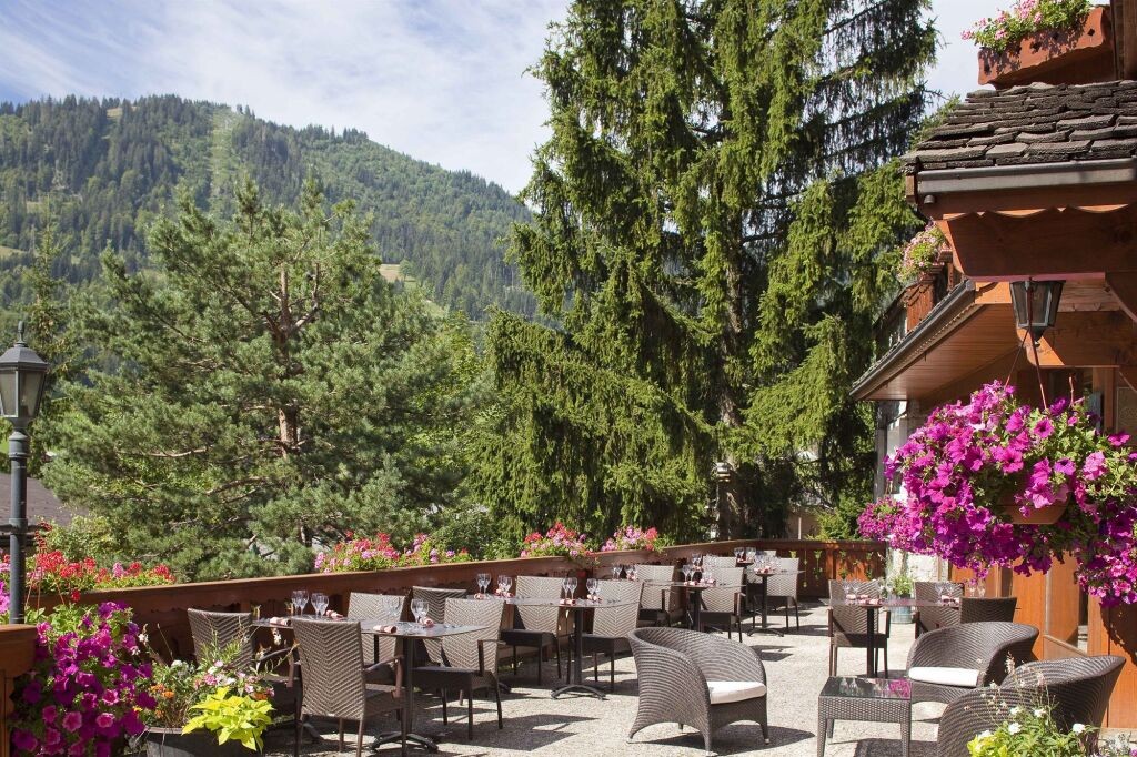 Hotel Carlina, Hôtel à La Clusaz