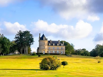Château de Boisgelin - Hôtel & Restaurant Mathieu Kergourlay, Hôtel à Pléhédel