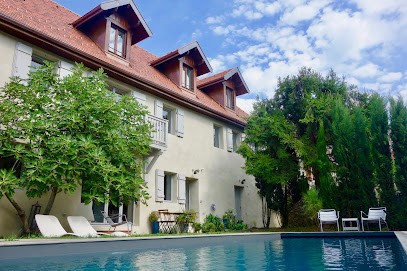 La Grange De Menthon, Hôtel à Menthon-Saint-Bernard