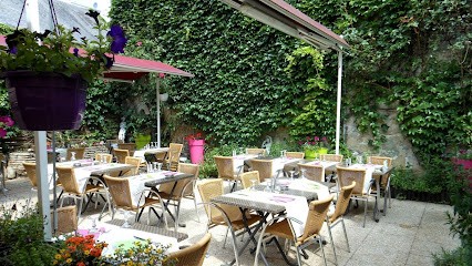 Logis Hôtel Ecu De France, Hôtel au Malesherbois