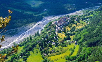 Écogîte Et Yourtes De Villeplane Dans Le Mercantour Hôtel à Guillaumes