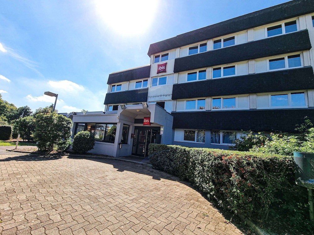 Ibis Caen Porte D'Angleterre, Hôtel à Hérouville-Saint-Clair