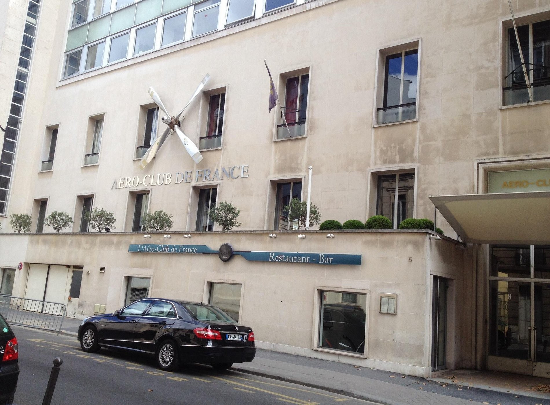 Aéro Club Hôtel, Hôtel à Issy-les-Moulineaux