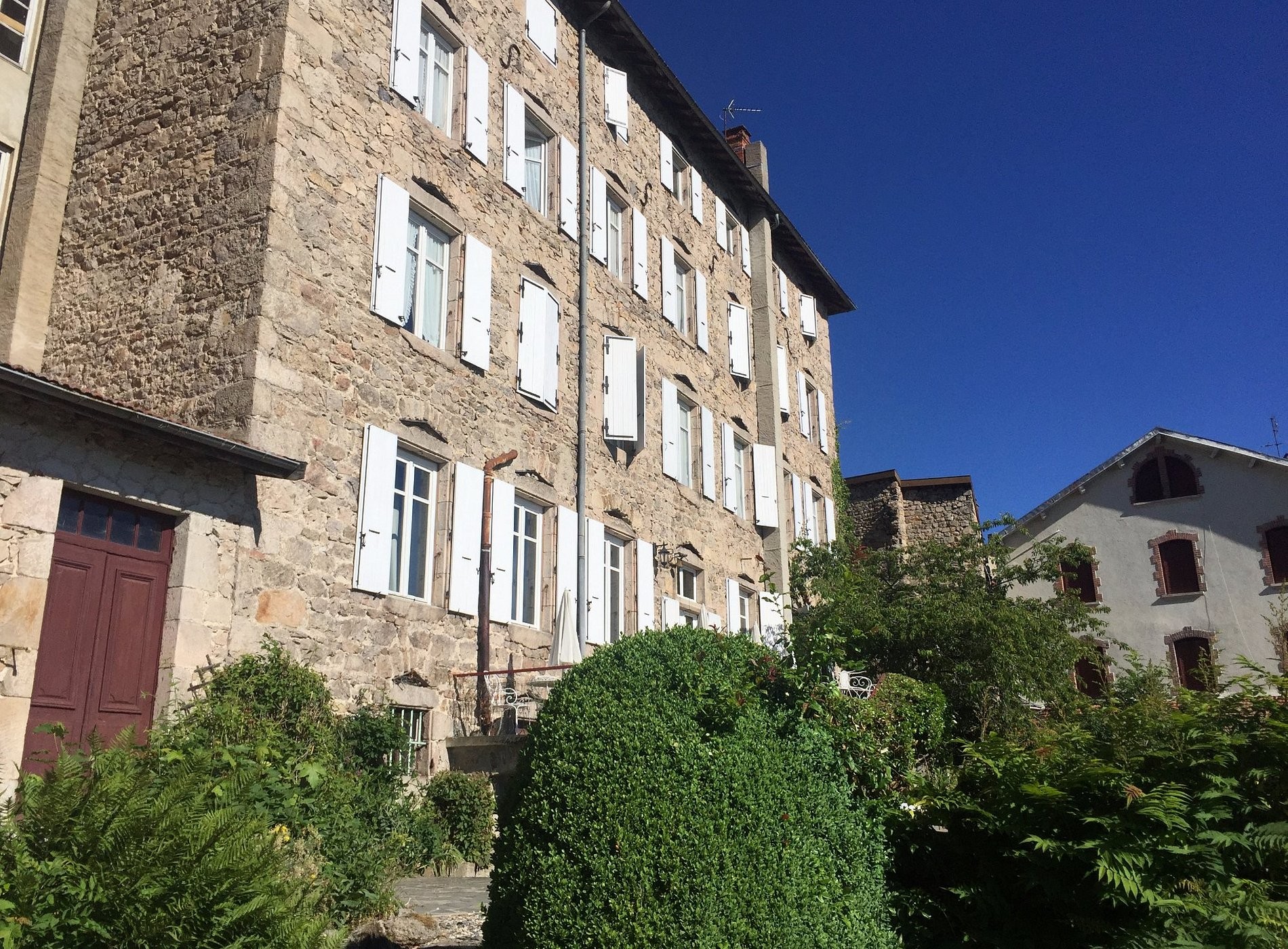 Hôtel Restaurant Le Relais Du Monarque, Hôtel à Lalouvesc