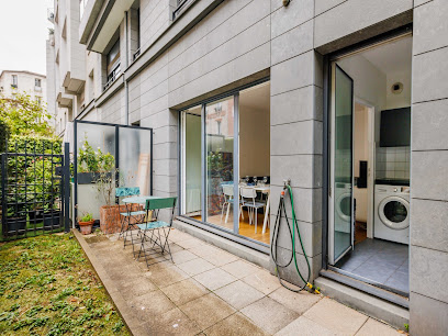 Classy Appartement - Clichy - Belvilla By Oyo Hôtel à Clichy