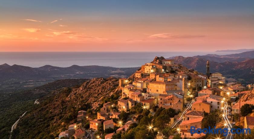 A Spelunca, Hôtel à Speloncato