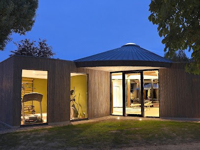 Logis Parc Hôtel & Spa, Hôtel à Château-Gontier