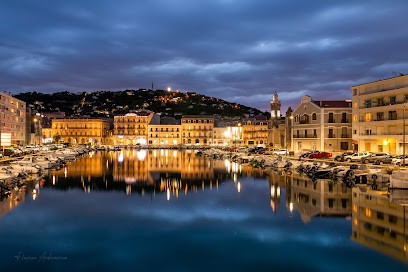 Le Grand Hôtel Sète, Hôtel à Sète
