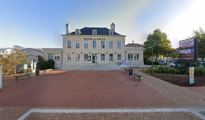 Hotel De Ville, Hôtel à Jarny