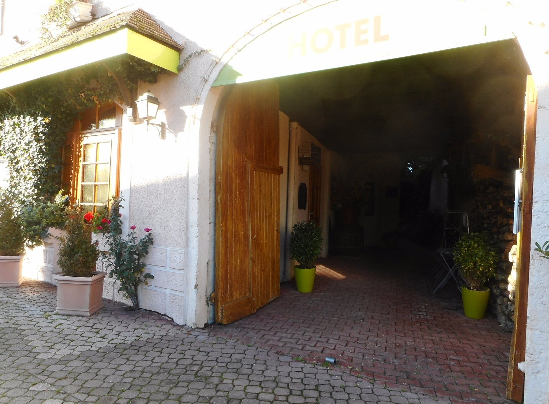 Hotel de Bourgogne, Hôtel à Saulieu