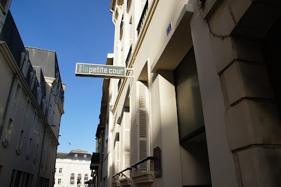 Hôtel La Petite Cour, Hôtel à Trouville-sur-Mer