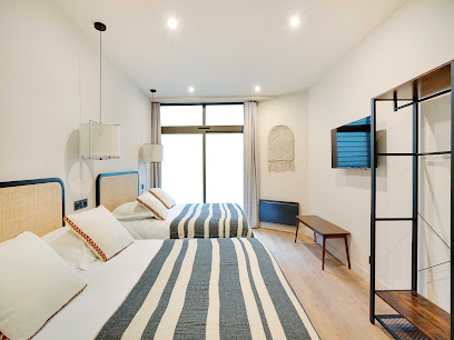 Spacious Apartment - 2Br/10P - Place D'italie - Belvilla By Oyo, Hôtel à Paris 13