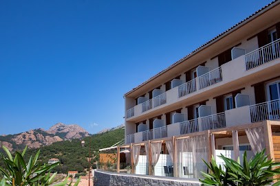 Le Scandola Hotel, Hôtel à Piana