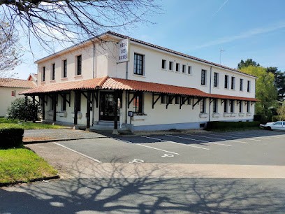 HOTEL DES BICHES, Hôtel à Nuaillé
