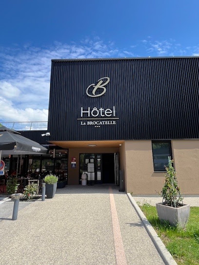 Hôtel Restaurant Akena Molinges - La Brocatelle, Hôtel à Chassal-Molinges