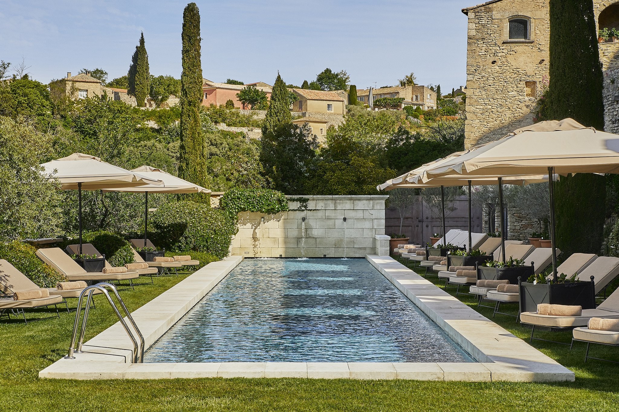 Airelles Gordes, La Bastide, Hôtel à Gordes