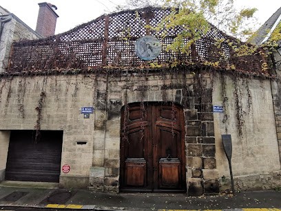 Hôtel De Monthiers, Hôtel à Pontoise