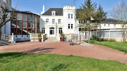 Logis Hôtel Château Des Tourelles Hôtel au Wast