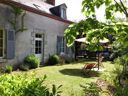 Gîtes Du Chemin Mignonne, Hôtel à Concremiers
