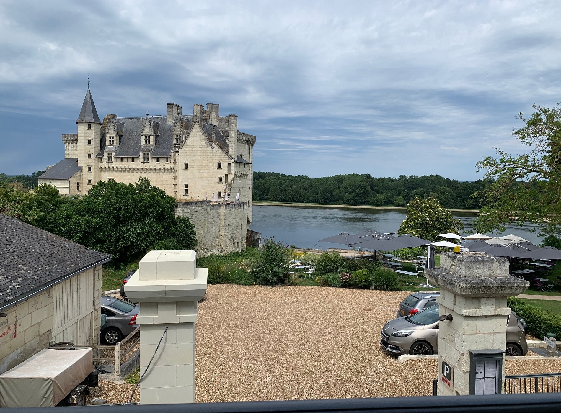 Hôtel Le Bussy à Montsoreau En Val De Loire-Anjou-Touraine, Hôtel à Montsoreau