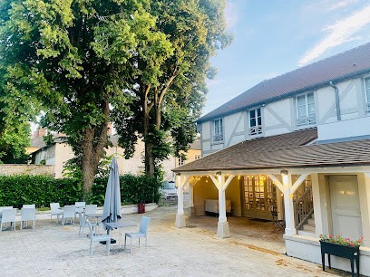 Hob Cheval Blanc Paris Marne-La-Vallée, Hôtel à Jossigny