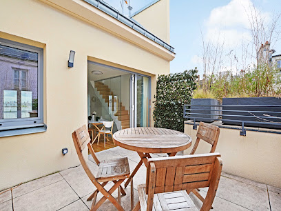 Exceptional Triplex With Terrace - Montmartre- Belvilla By Oyo Hôtel à Paris 18