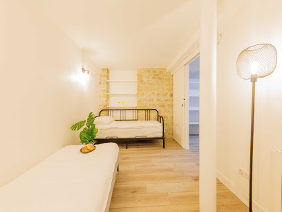 Cozy Apartment - 2Br/4P - Place Pigalle- Belvilla By Oyo Hôtel à Paris 09