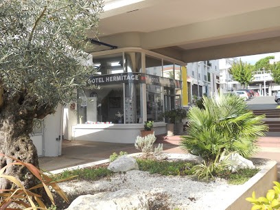 Brit Hotel Hermitage, Hôtel à Royan