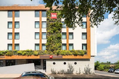 Ibis Lyon Sud Oullins, Hôtel à Oullins