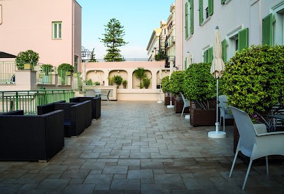 Hôtel Vendôme Menton, Hôtel à Menton