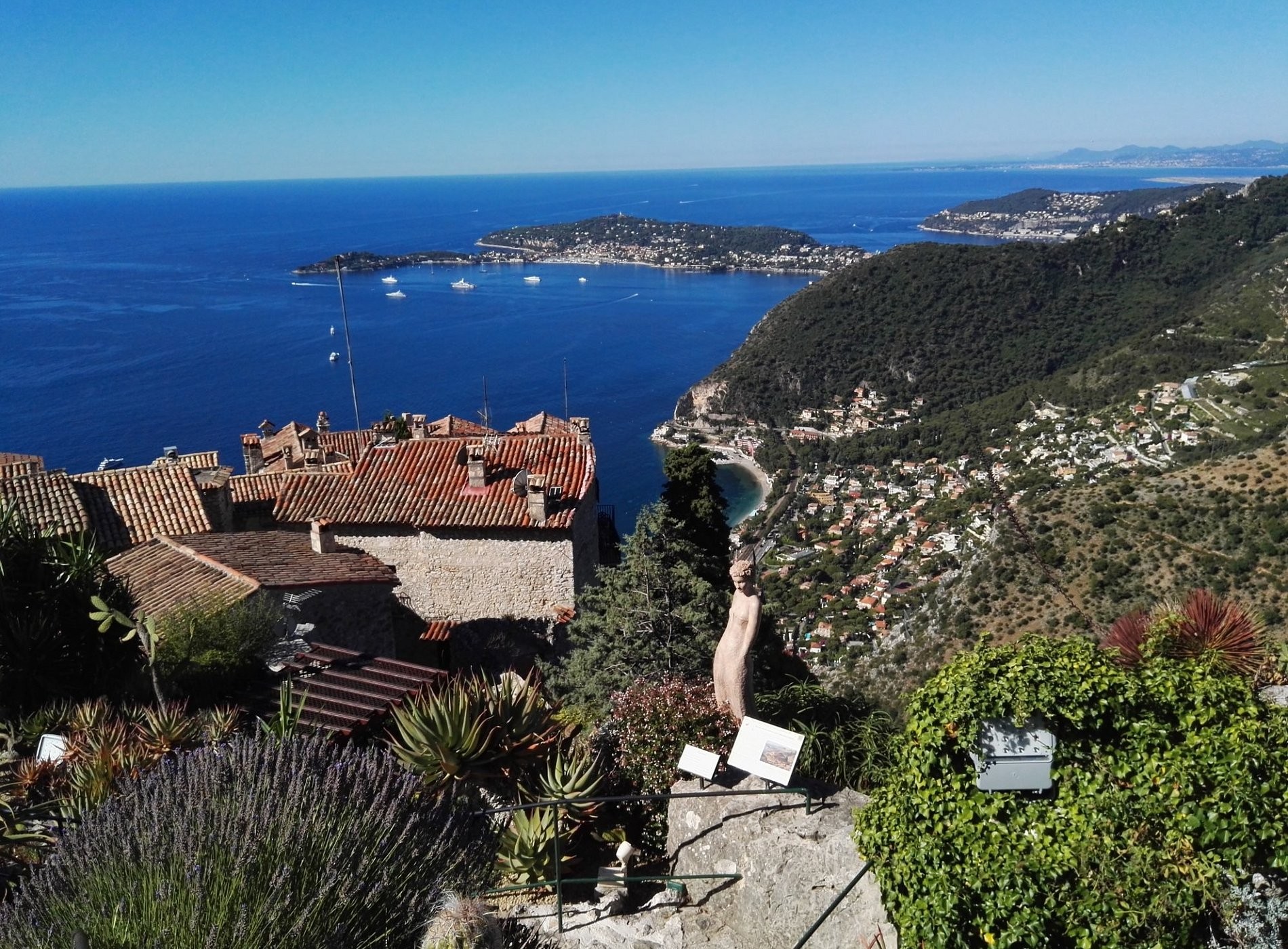 Arc En Ciel, Hôtel à Èze
