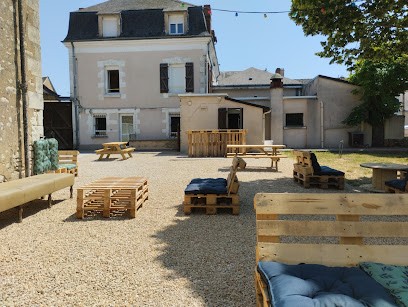 Coliwork Le Saint Romain, Hôtel à Dangé-Saint-Romain