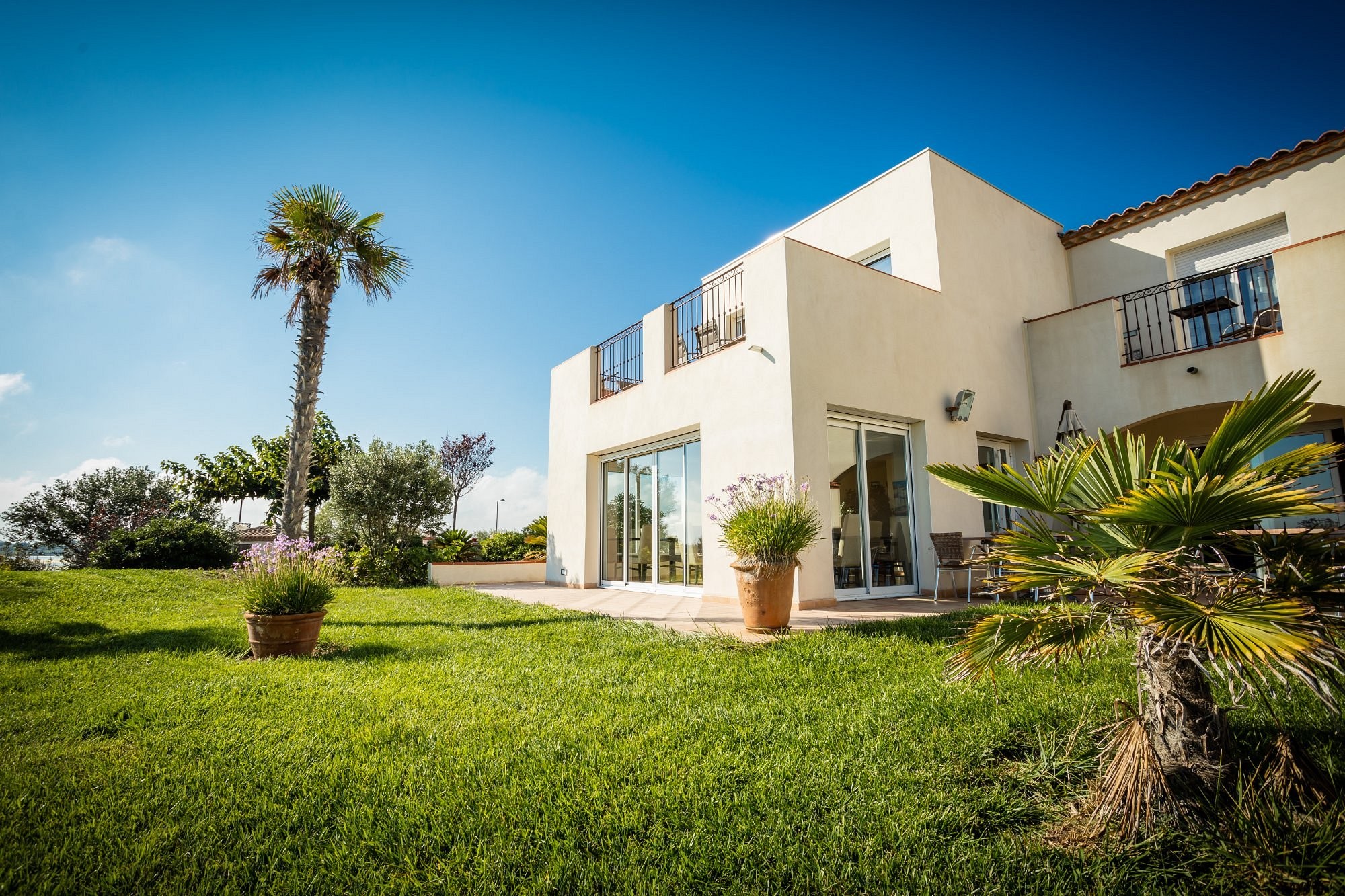 Hôtel De La Pyramide, Hôtel à Mèze