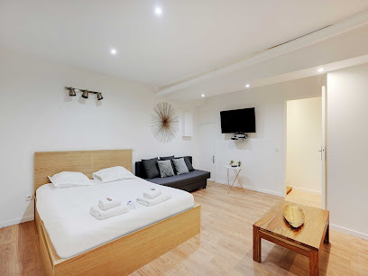 Magnificent Apt - 1Bd/6P - Auteuil/ Quai De Seine - Belvilla By Oyo, Hôtel à Paris 16