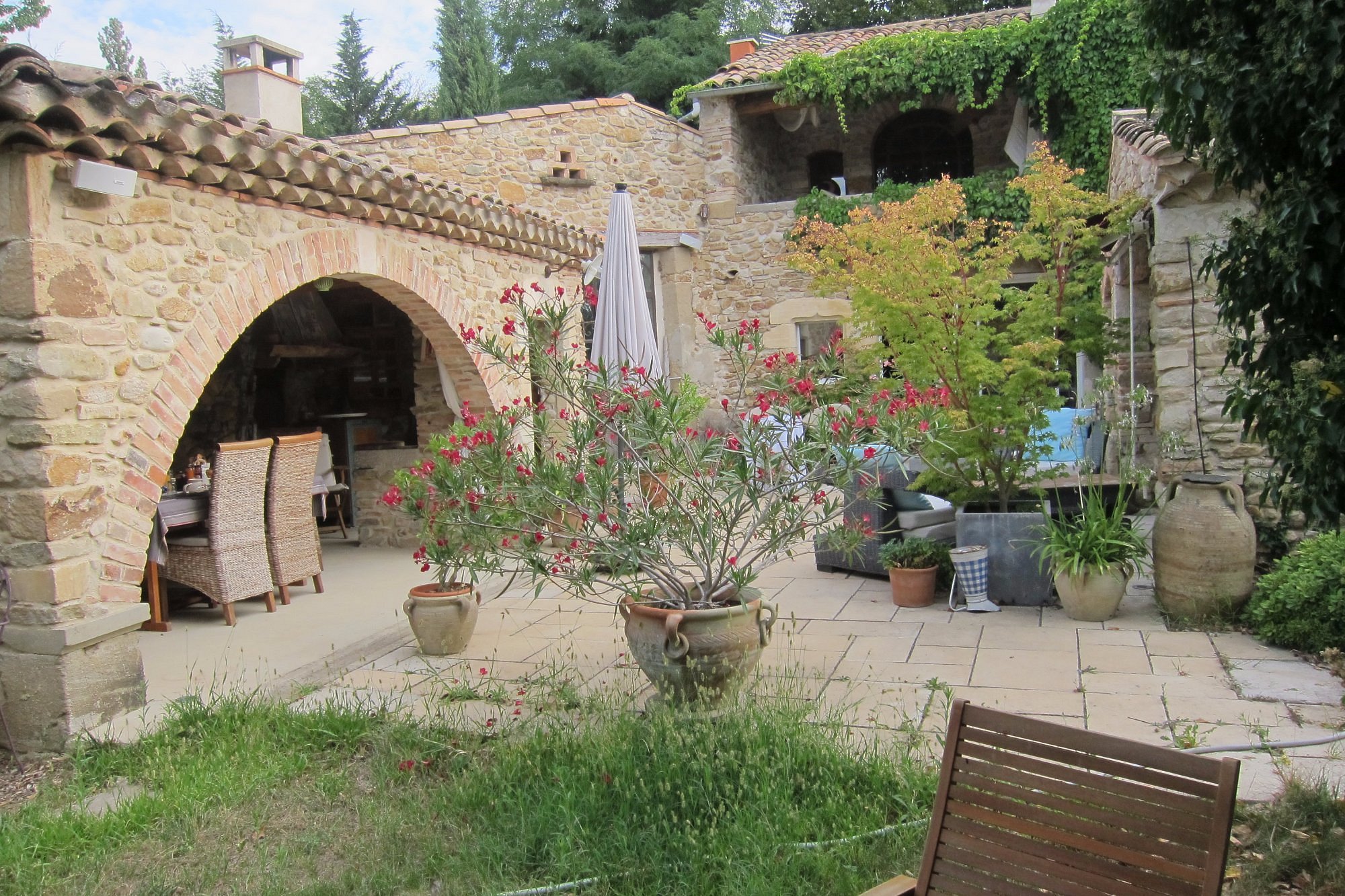A La Provencale, Hôtel à Eurre
