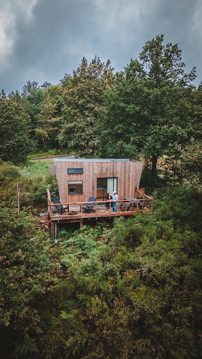 Moose Tiny House Genêts, Hôtel à Cros