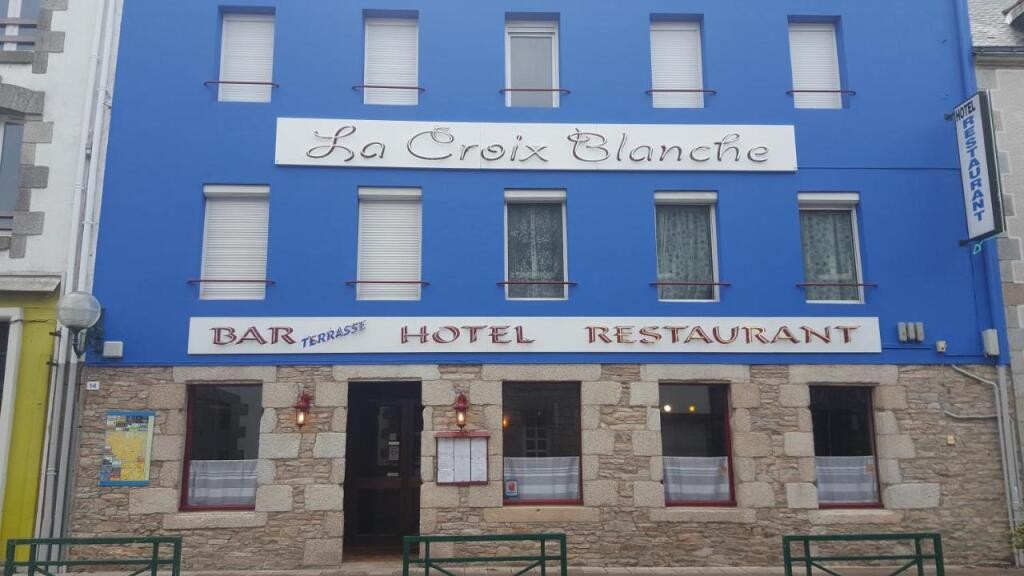 La Croix Blanche, Hôtel à Pluvigner