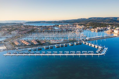 Les Ilots de Gruissan, Hôtel à Gruissan