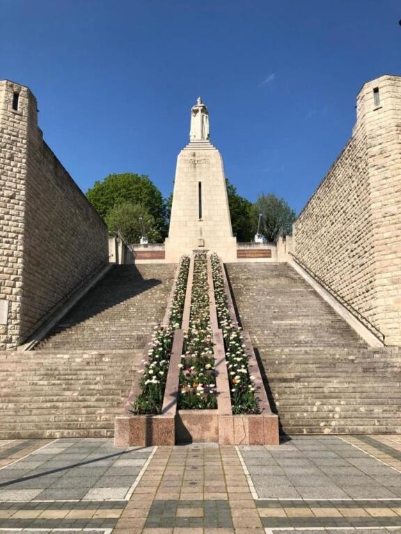 Hôtel authentic by balladins Le Privilège - Verdun, Hôtel à Haudainville