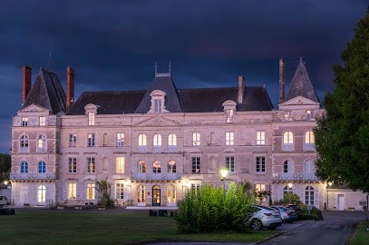 Château De Briançon, Hôtel à Loire-Authion