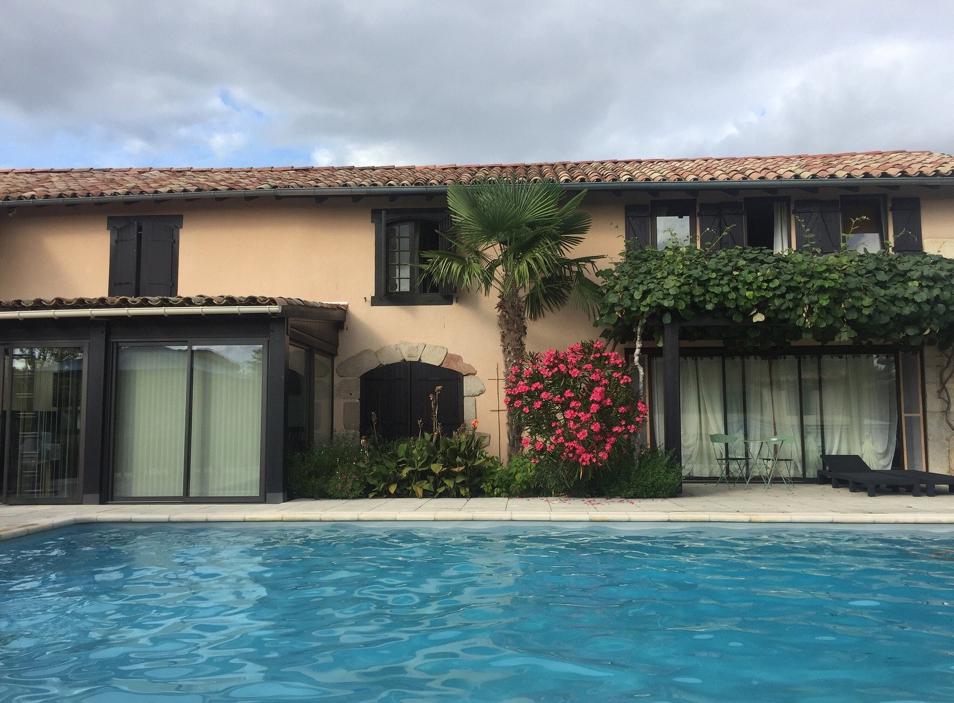 Les Brunis, Hôtel à Nègrepelisse