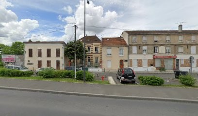 Boukoubaa Lakhdar, Hôtel à Villeneuve-Saint-Georges
