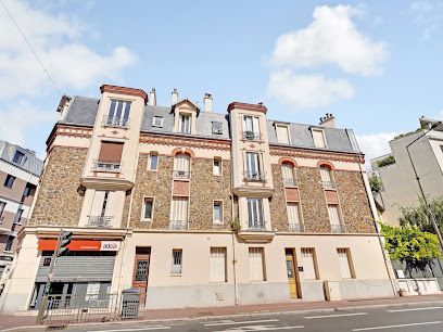 Chic Flat - 1Br/2P - Suresnes - Belvilla By Oyo, Hôtel à Suresnes