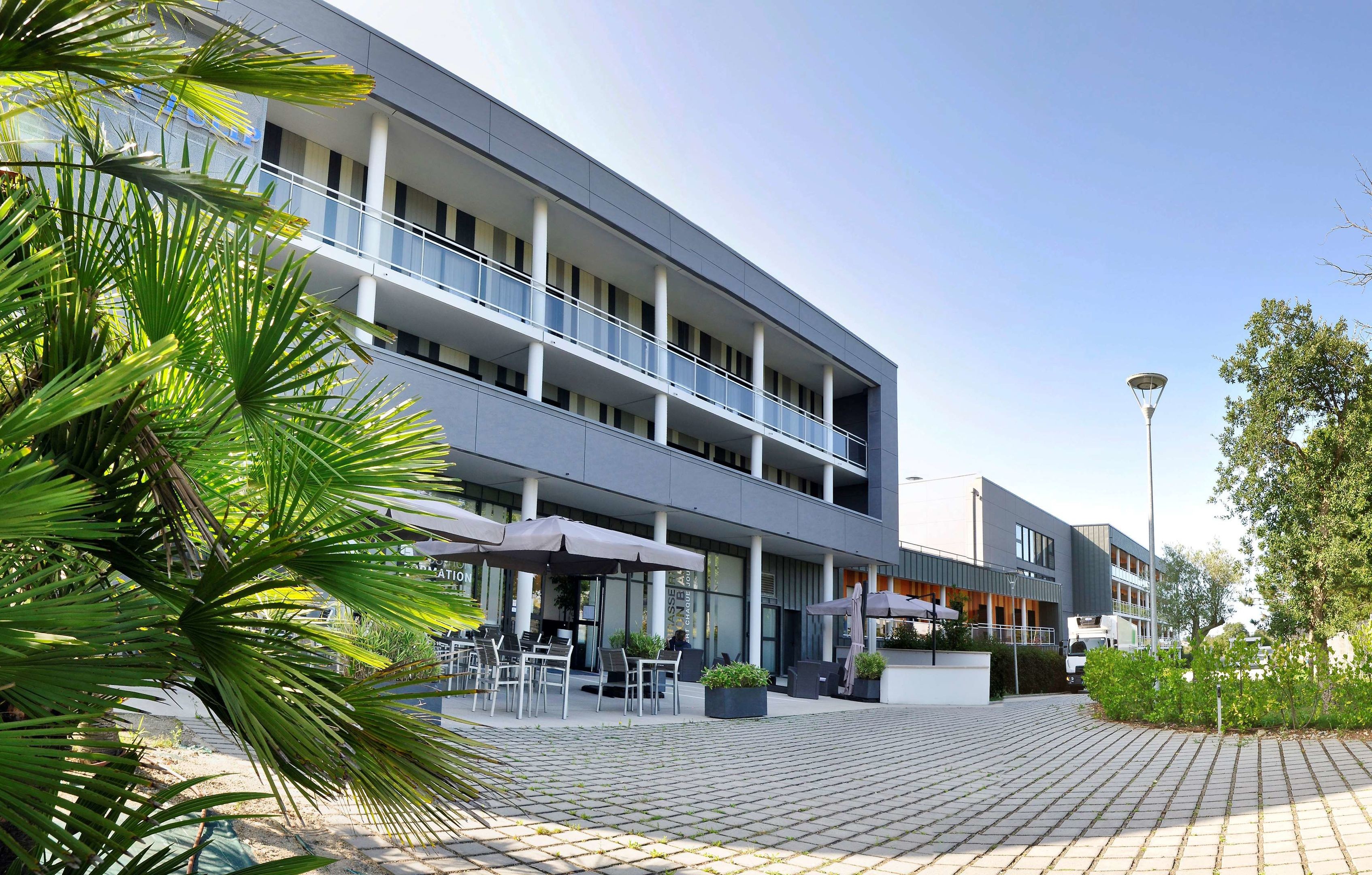 GOLDEN TULIP PORNIC SUITES, Résidence Hôtelière à Pornic