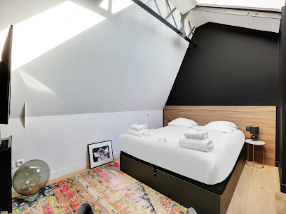 Magnificent Contemporary Loft In The Heart Of Courbevoie - Belvilla By Oyo Hôtel à Courbevoie