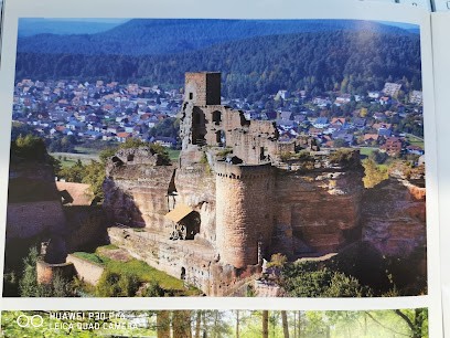 Hôtel Restaurant Auberge Aux Sept Chênes, Hôtel à Woerth