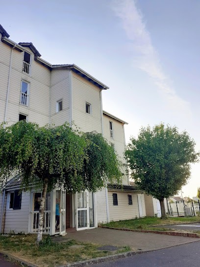 Comfort Louisianes, Hôtel à Corbeil-Essonnes