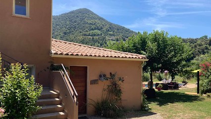 Domaine U Bugnu, Hôtel à Vico